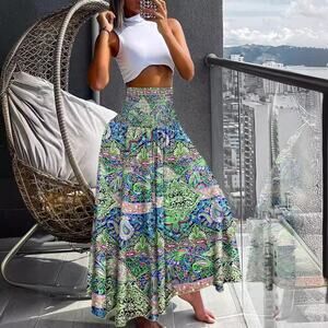 Green Paisley‎ Print Long Flowy Maxi Skirt Womens size L Rouching Boho Gypsy